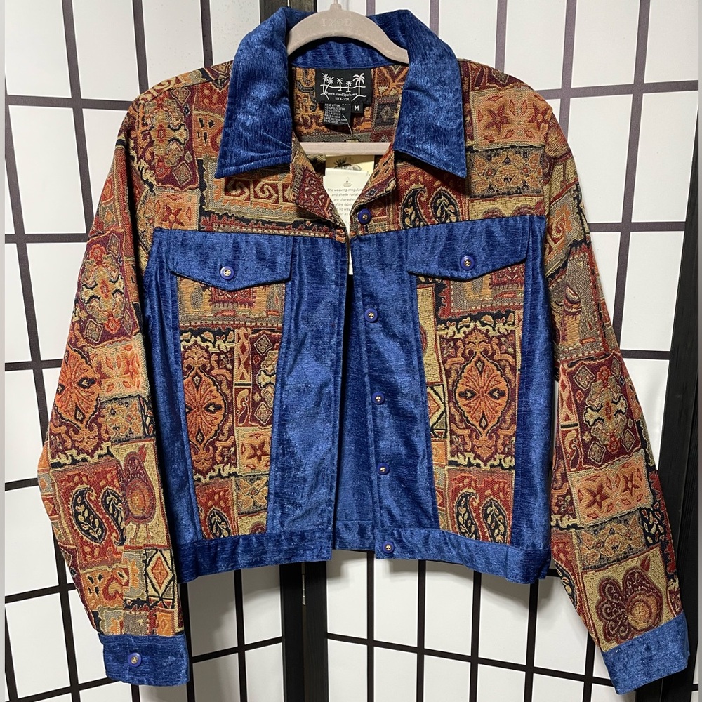 Vintage embroidered Tapestry Patchwork Jacket - NWT - Picture 2 of 6